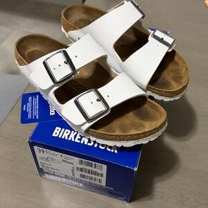 Birkenstock Arizona BS White Sandals, size 39, normal width, EUC